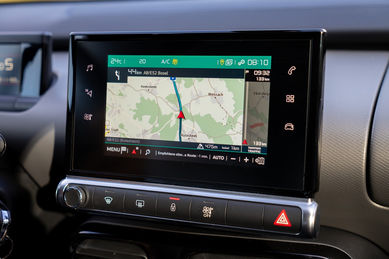 Why Aftermarket GPS Car Trackers Are Better Than Factory Fitted Ones