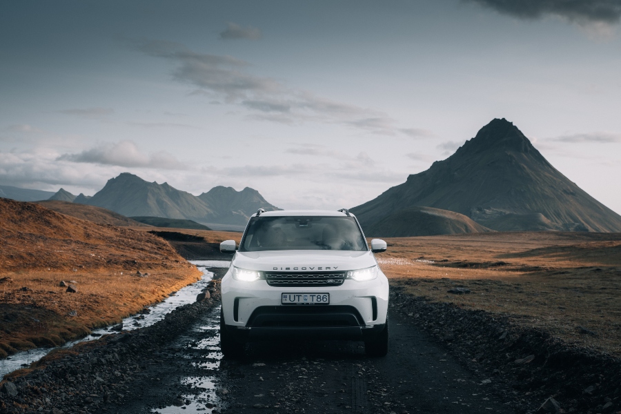 The Best Car Trackers For Land Rovers